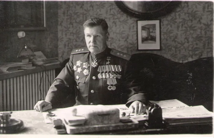 1. Горбатов А.В.- комендант Берлина