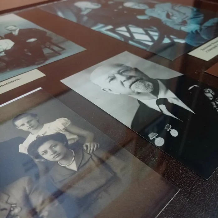 Фрагмент экспозиции "И отчий манит дом"