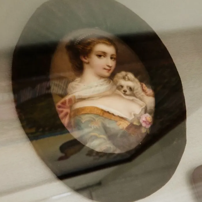 фрагменты экспозиции "Художественная коллекция. Дар актрисы Екатерины Мазуровой"