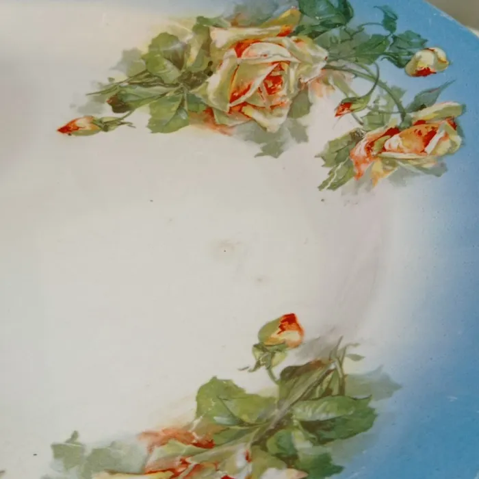 фрагменты экспозиции "Художественная коллекция. Дар актрисы Екатерины Мазуровой"